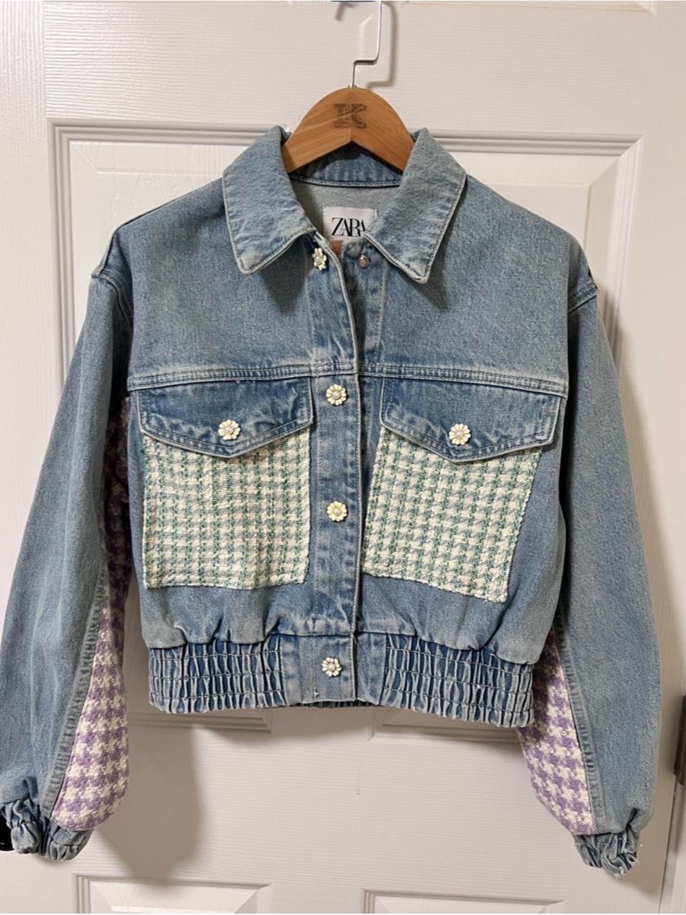 Zara Pastel-Panel Denim Jacket with Houndstooth Accents